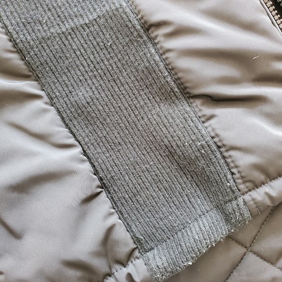 Andrew Marc Black Quilted Vest - Picture 4 of 6